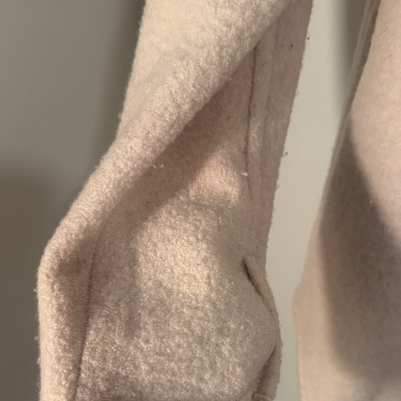 Aritzia Wilfred Free The Ganna Shirt Jacket - 100% Wool - Picture 6 of 6